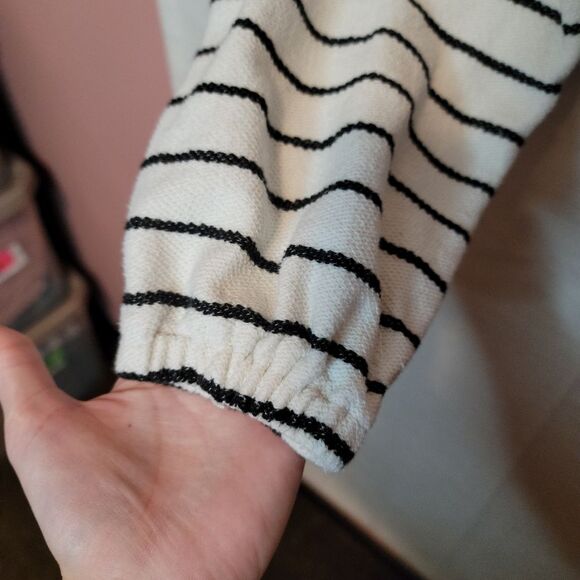 Paper Crane Striped Cropped Cowl Neck Pullover Size Medium - Picture 13 of 15